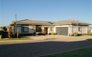 3 Bedroom Cluster in Benoni CBD