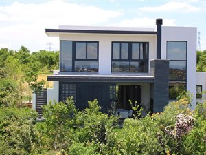 3 Bedroom House in Steyn City