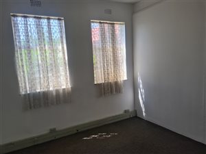 121 m² Office Space in Elspark