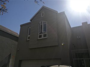 3 Bed Cluster in Parktown North
