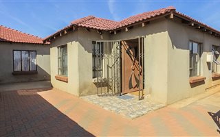 3 Bedroom House in Protea Glen