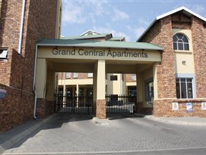 1 Bedroom Apartment in Grand Central