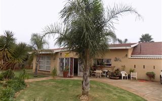 3 Bedroom House in Westonaria
