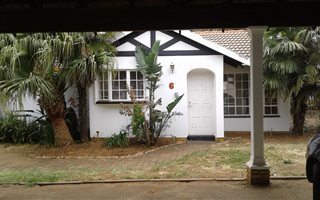 2 Bedroom Townhouse in Wilgeheuwel