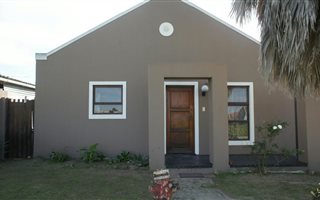 3 Bedroom House in Forest Village