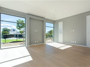4 Bed House in Pearl Valley