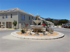 2 Bedroom Townhouse in Suider Paarl