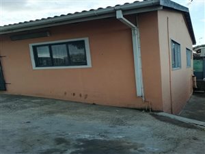 3 Bed House in Trenance Park