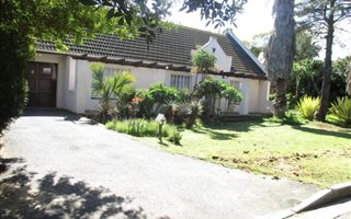 3 Bedroom House in St Dumas