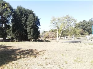 1800 m² Land available in Gillitts