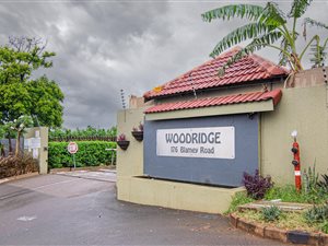 2 Bed Apartment in Montclair