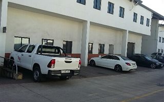 1400 m² Commercial space in Riverhorse Valley