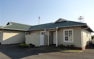 3 Bedroom Simplex in Mt Edgecombe
