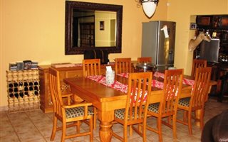 5 Bedroom House in Lynnwood Glen