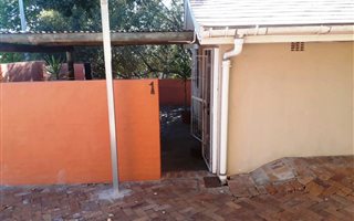 2 Bedroom Cluster in Durbanville Hills