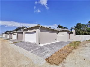 3 Bed Townhouse in Glenroy Park
