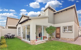 2 Bedroom House in Kengies