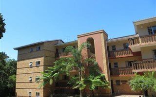 1450 m² Commercial space in Uvongo