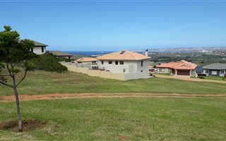 600 m² Land available in Monte Christo