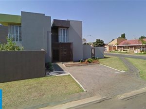 2 Bed Townhouse in Lenasia