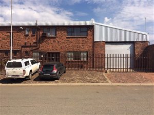 1750 m² Industrial space in Delville