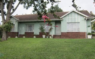3 Bedroom House in Bisley