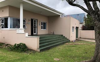 4 Bedroom House in Vincent