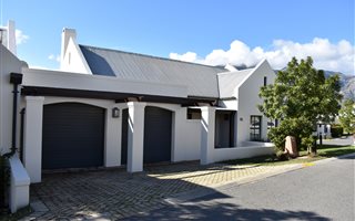 3 Bedroom House in Jamestown