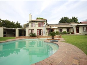 4 Bed House in Sunninghill