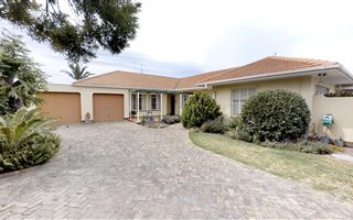 4 Bedroom House in Goedehoop
