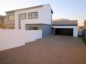 3 Bed House in Midstream Meadows