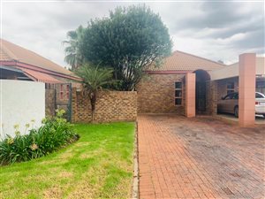 3 Bed Townhouse in East Lynne