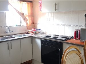 3 Bed House in Brackenham