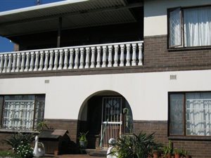 9 Bedroom House in Ocean View
