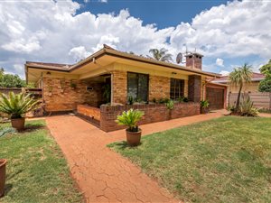 4 Bedroom House in Lyttelton Manor