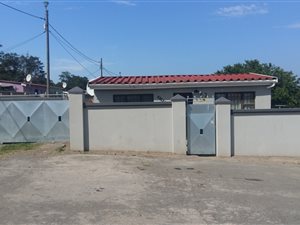 2 Bed House in Amalinda