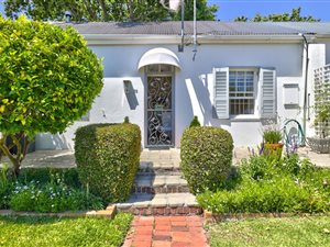 2 Bed House in Harfield Village