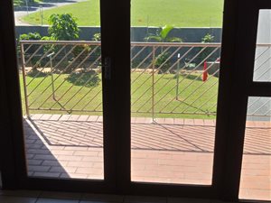 2 Bed Apartment in Meerensee