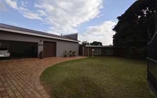 5 Bedroom House in Erasmusrand