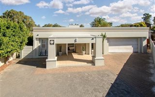 4 Bedroom House in Durbanville Central