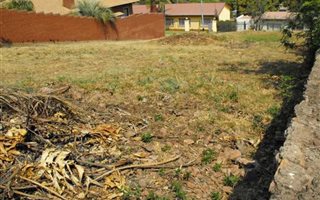 1000 m² Land available in Bergtuin