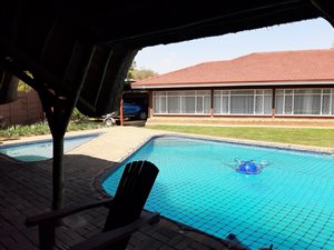 7 Bed House in Parkdene