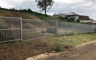 1027 m² Land available in Raisethorpe