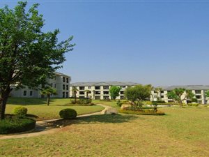 2 Bed Apartment in Maroeladal
