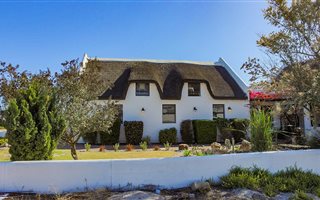 4 Bedroom House in Dwarskersbos