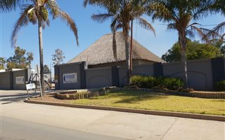11000 m² Industrial space in Pomona