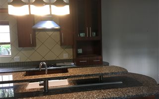 3 Bedroom House in Alphen Park