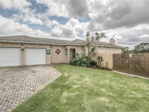 3 Bed Townhouse in Beverley Grove