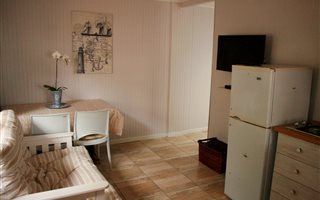 1 Bedroom Garden Cottage in Richmond Hill