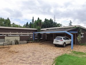 4 Bed House in Libradene